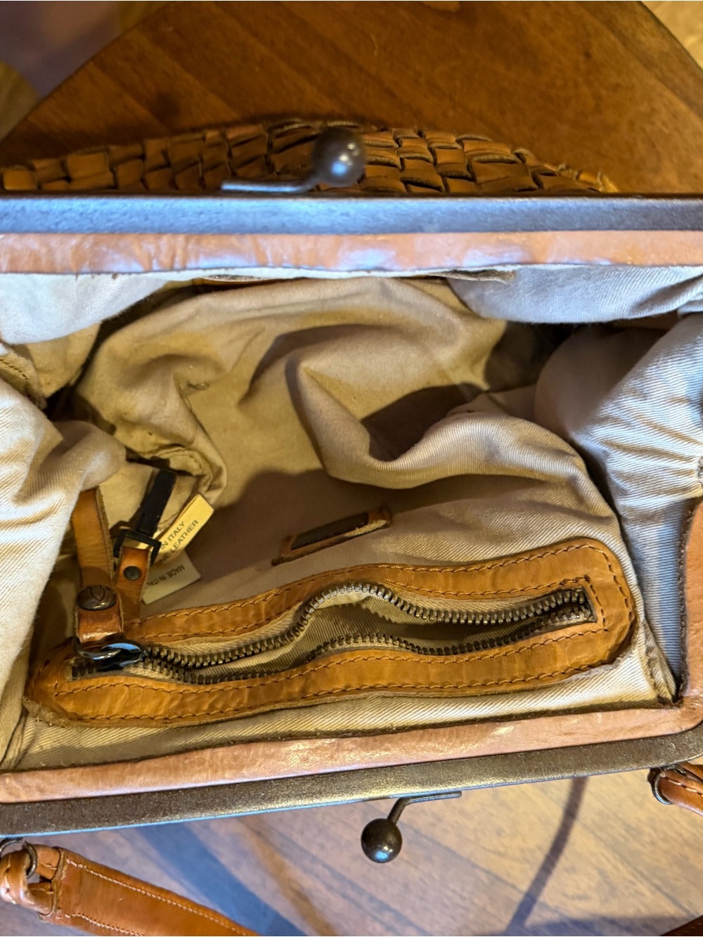 Campomaggi Woven Leather Shoulder Bag in Tan - Picture 11 of 13